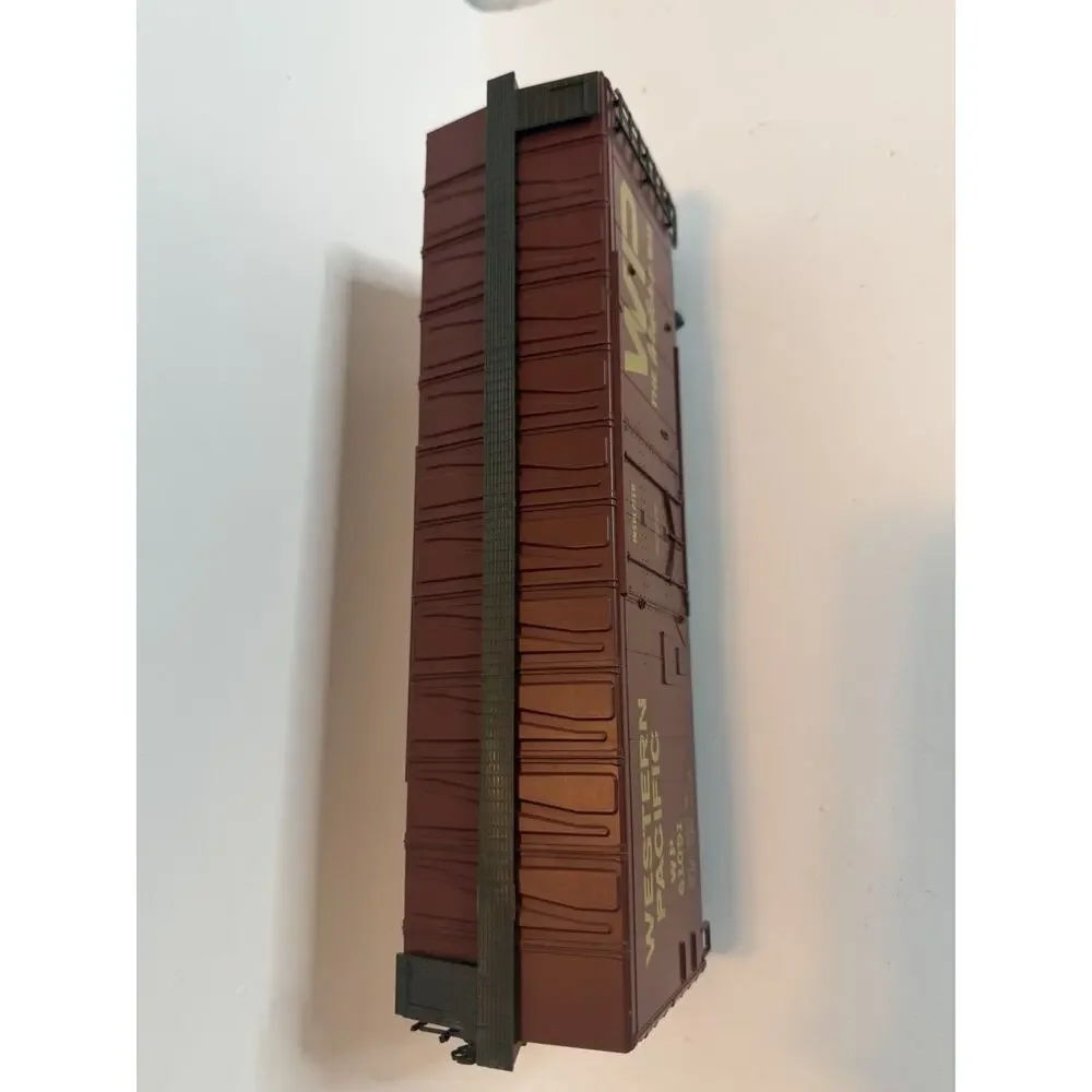 Atlas O Gauge Western Pacific Insulated Boxcar WP #61051 - O Scale